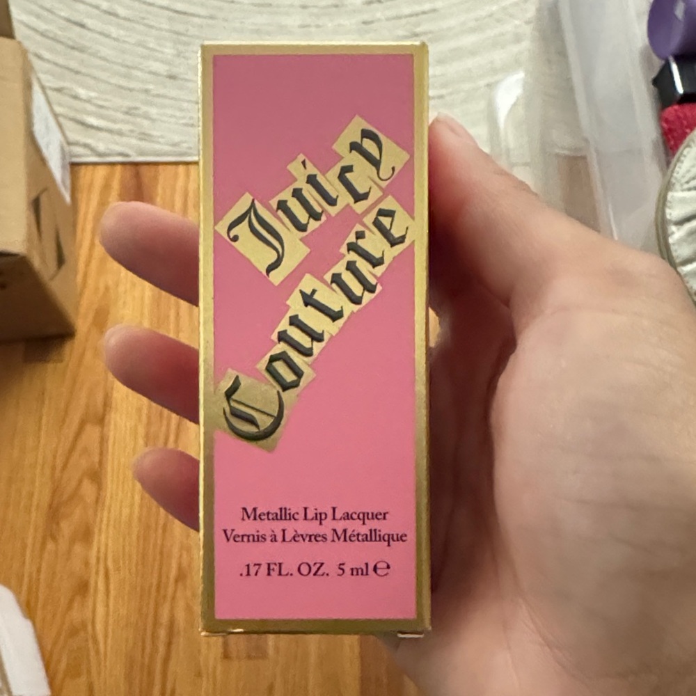 Juicy Couture Metallic Lip Lacquer - Vibrant Pink